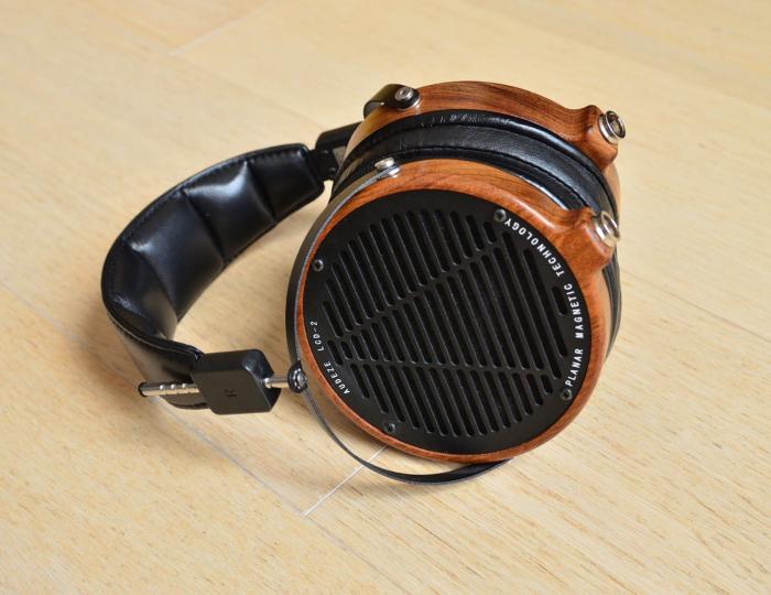 Audeze discount lcd 2.2